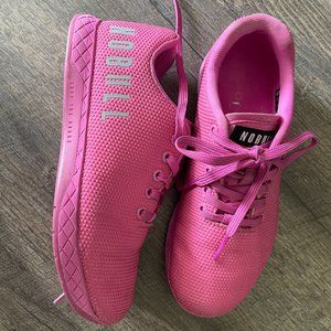 NoBULL | Bright Pink Trainer | WMNS 7.5